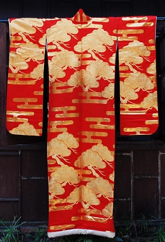 Японское кимоно "Нацуми"